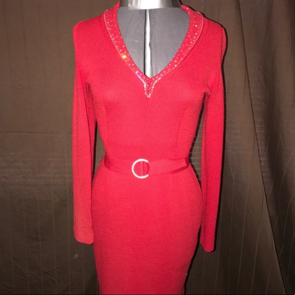 Red Michael St George Formfitting Knit Suit M395